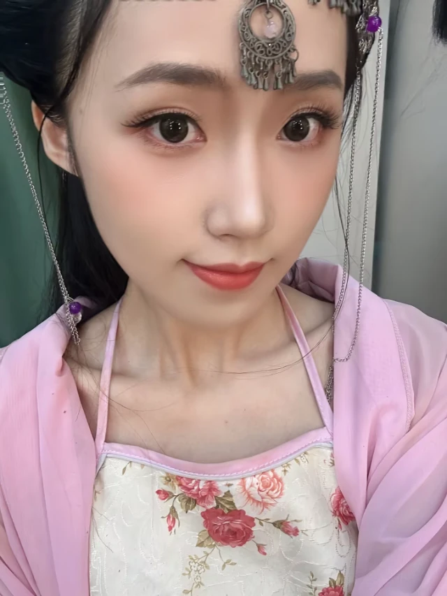 古装美女自拍壁纸