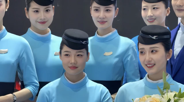 一群气质空姐合影壁纸