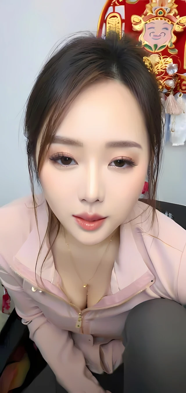 黑色瑜伽裤美女俯身壁纸