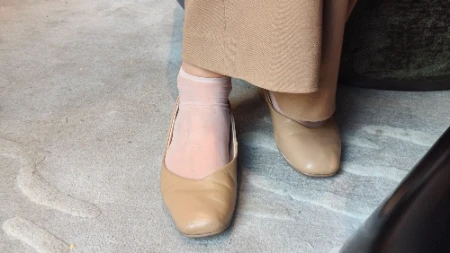 女人漂亮的平底鞋壁纸
